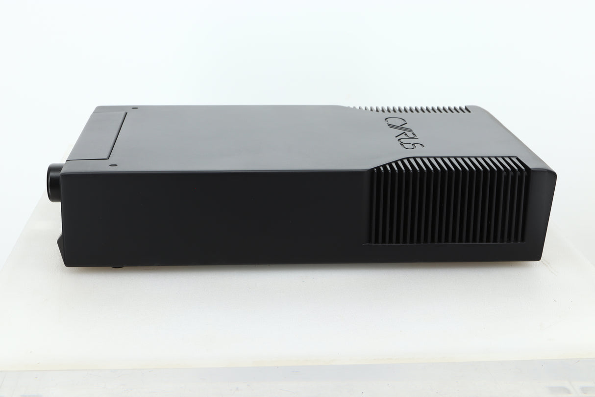 Side view of a used Cyrus i9-XR Integrated Amplifier in PhBlack finish 