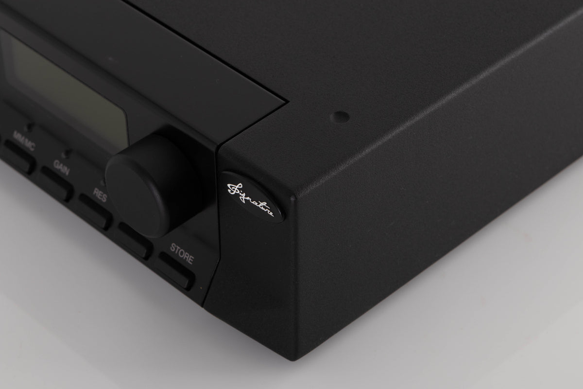 Front right corner of a used Cyrus Phono Signature Phonostage in a Brushed Black finish