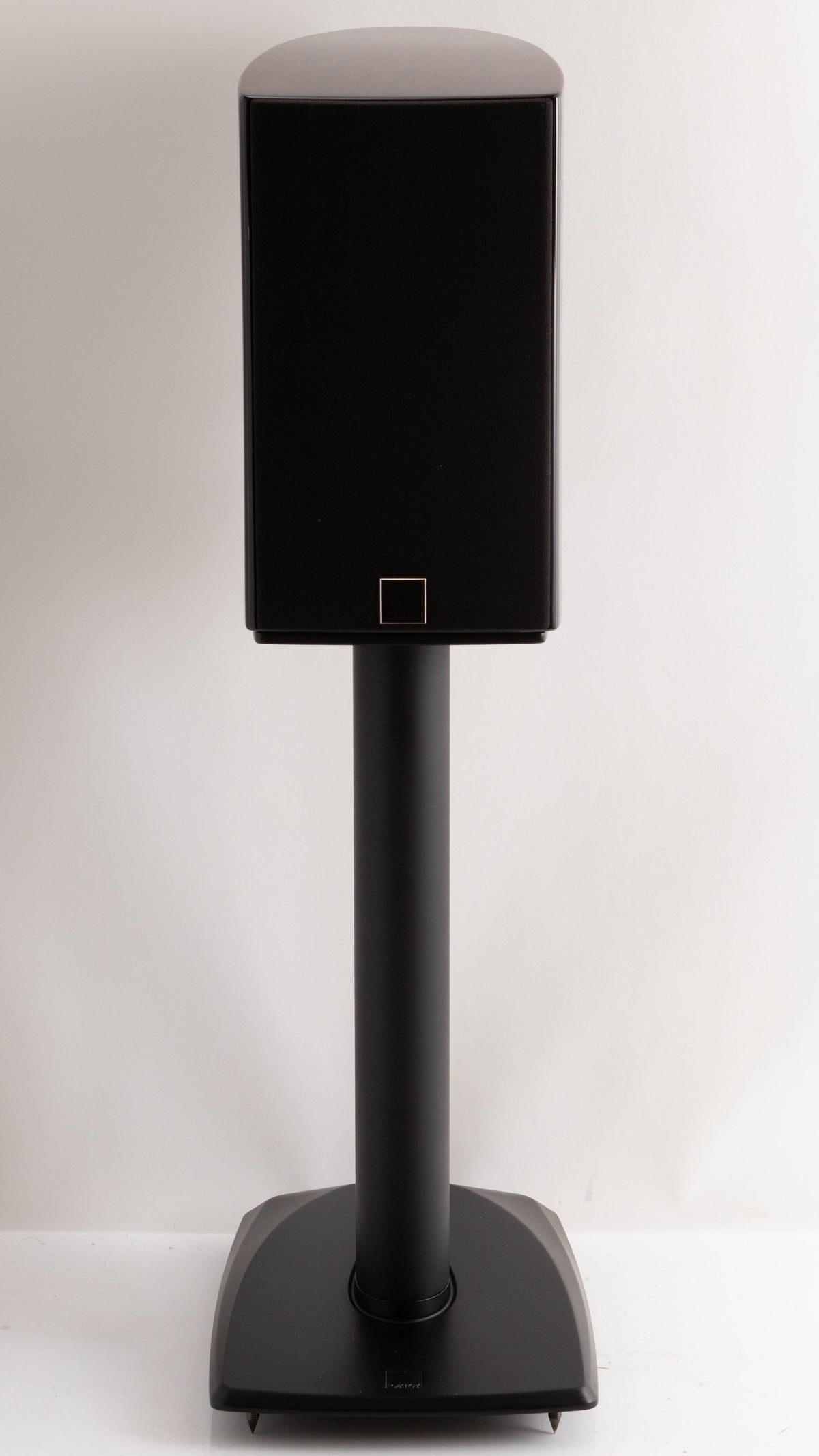 Front view of a used Dali Epicon 2 Standmount Speakers W/ Stands in a Ruby Macassar finish showing Grille