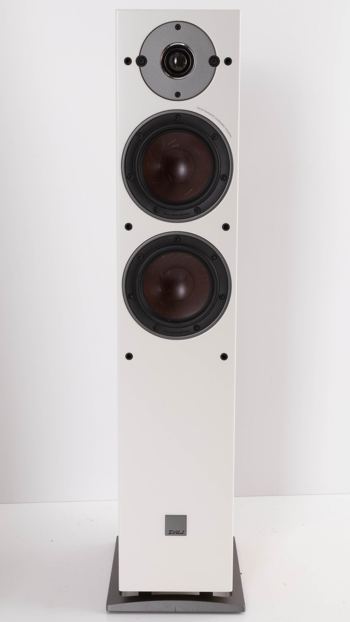 Front view of a used Dali Oberon 5 Floorstanding Speaker in a Light Oak finish