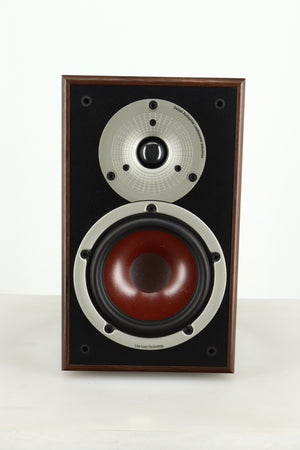 Front view of a used Dali Spektor 2 Standmount Speaker in Walnut