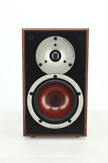 Front view of a used Dali Spektor 2 Standmount Speaker in Walnut
