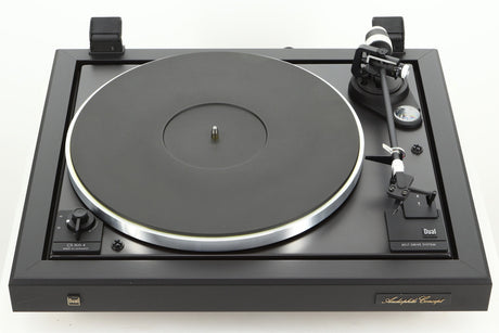Front view of a used Dual CS 505-4 Turntable in a black finish