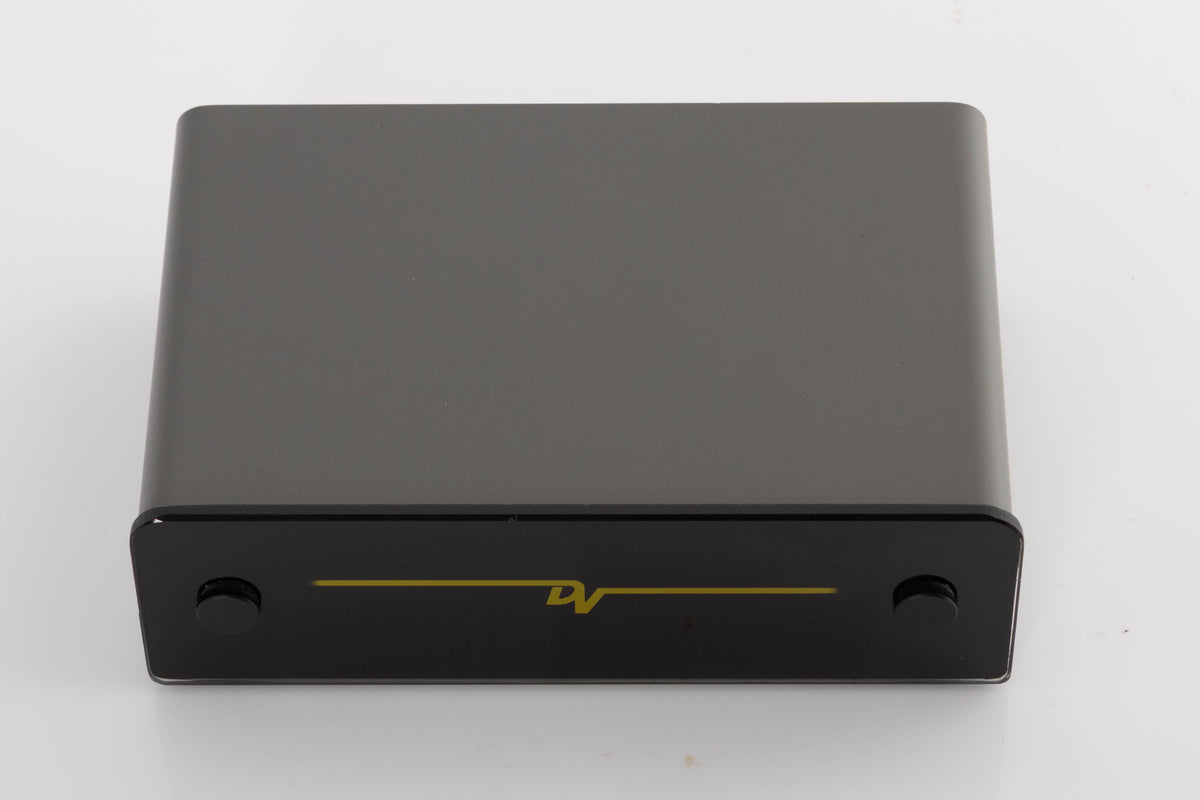 Top of a used Dynavector P75 MK3 Phonostage