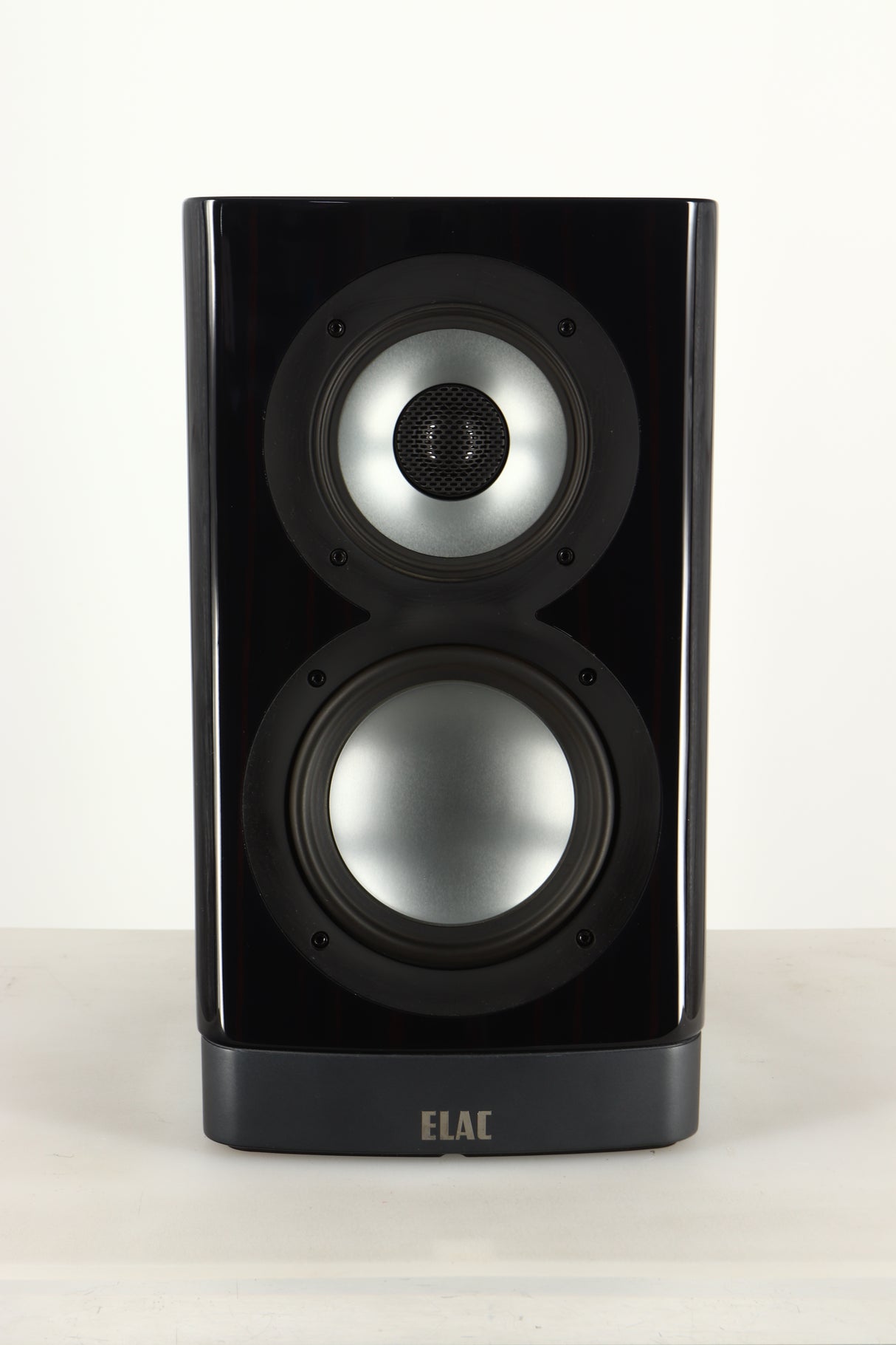 Front view of a used ELAC Navis B51 Active Standmount Speaker in Gloss Ebony Emara finish