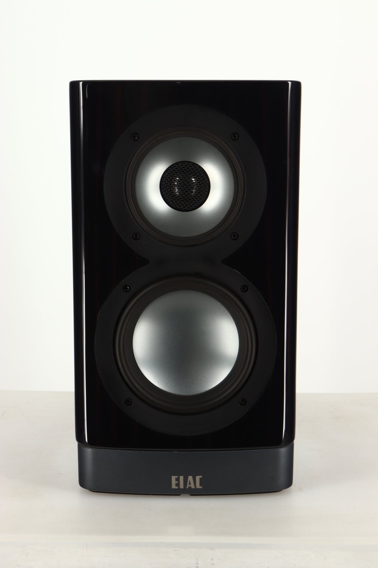 Front view of a used ELAC Navis B51 Active Standmount Speaker in Gloss Ebony Emara finish