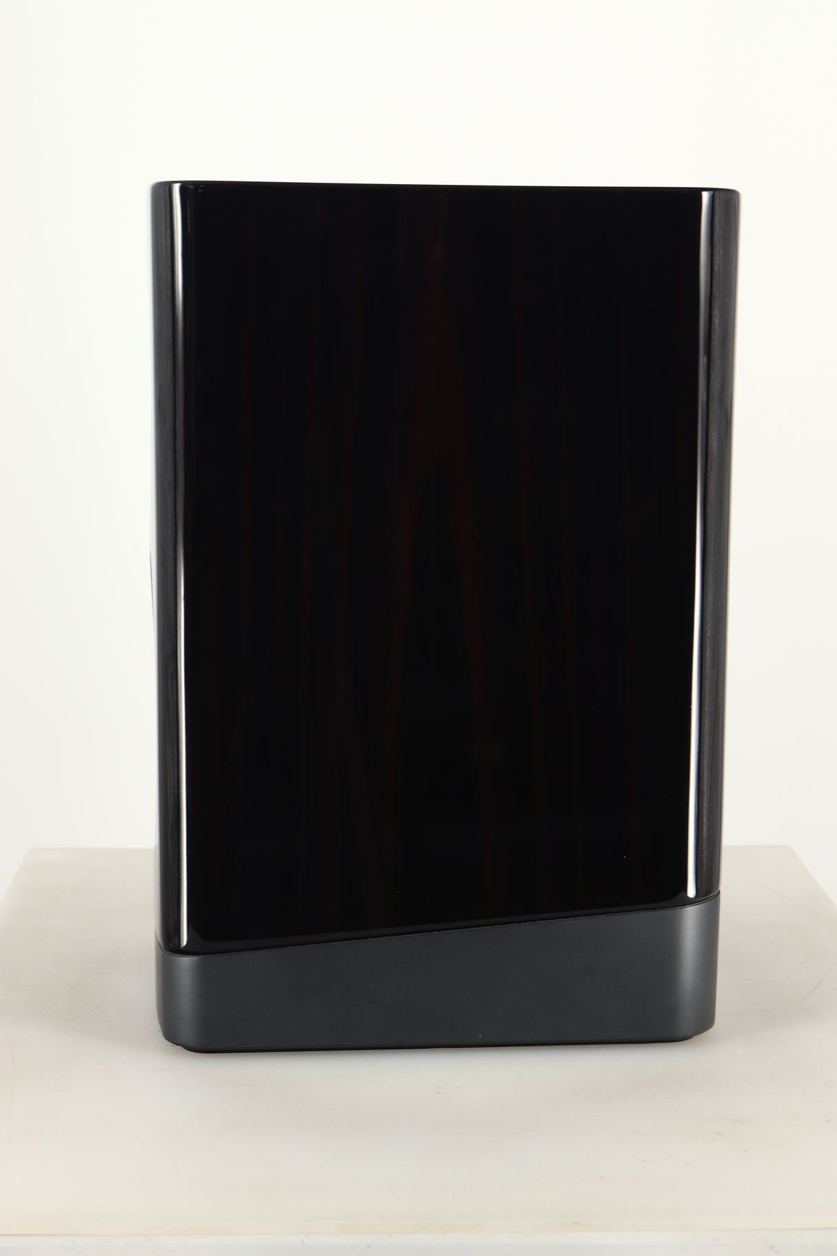 Side view of a used ELAC Navis B51 Active Standmount Speaker in Gloss Ebony Emara finish