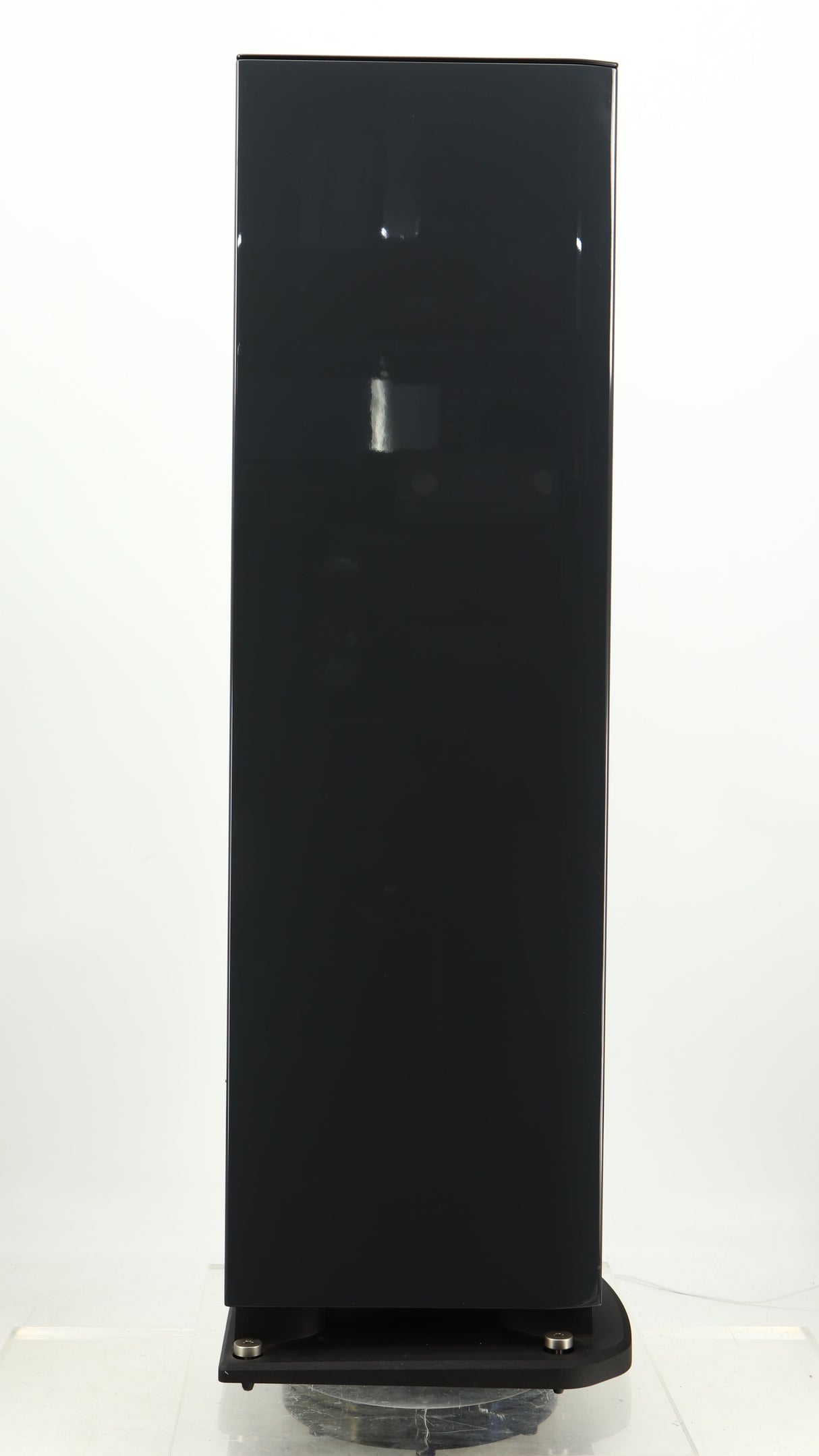 Left side view of a used Focal Aria 936 K2 Floorstanding Speaker in a ash grey finish