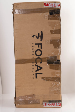Box of a used Focal Chora 826 Floorstanding Speaker in Dark Wood