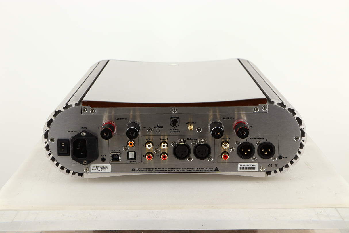 Rear view of a used GATO DIA-250S Integrated Amplifier in High Gloss Walnut finish