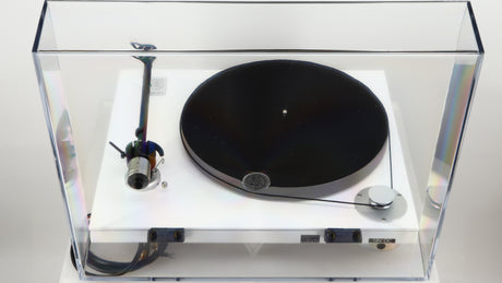 Rear view of a used Gold Note Valore 425 Plus Turntable W/ Tonearm in a white finish