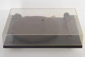Top of a used Goldring GR1.2 Turntable