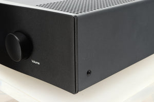 Front right corner view of a used Hegel H400 Streaming Amplifier in Black finish 