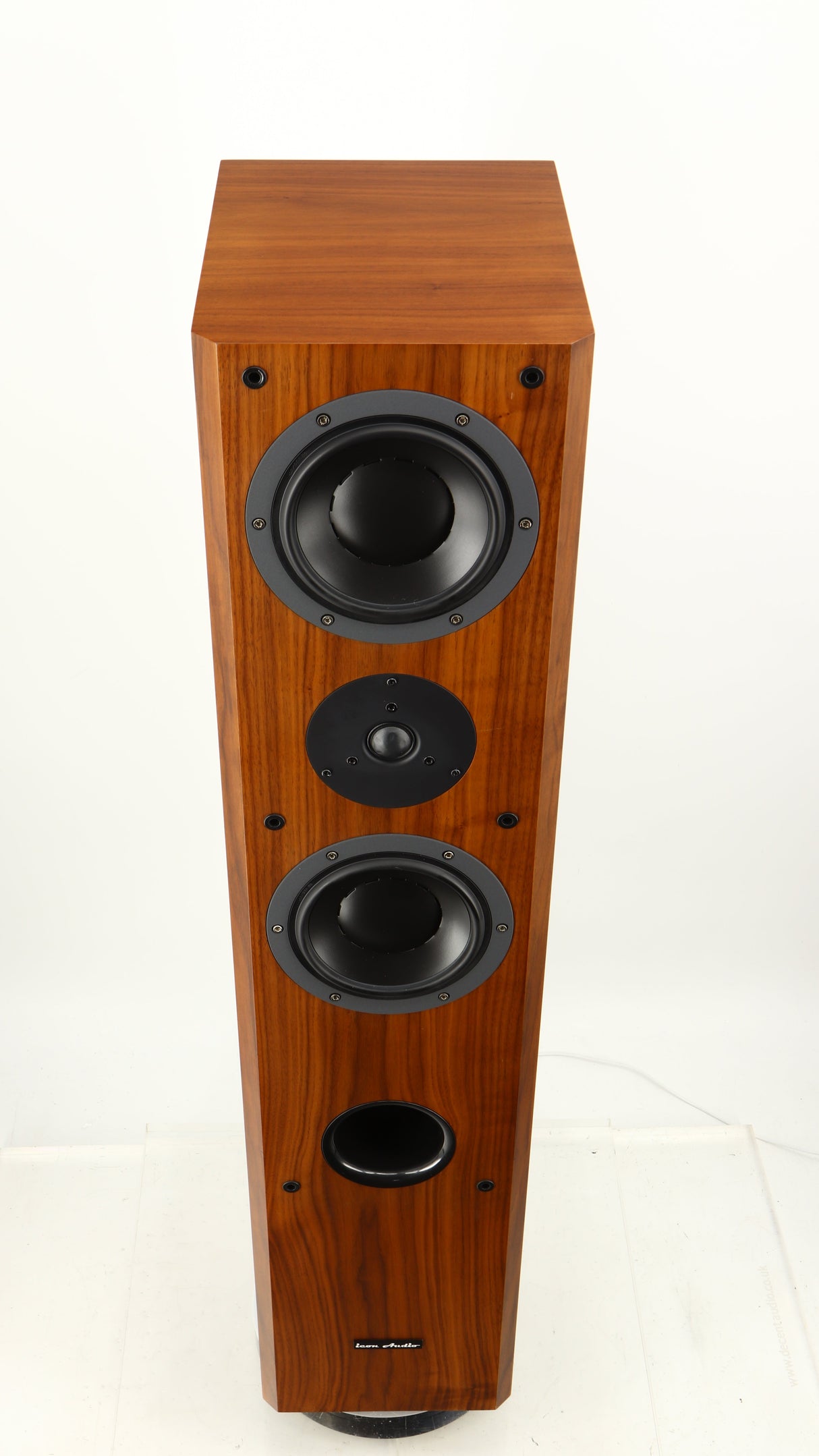 Top of a used Icon Audio MFV3 Floorstanding Speaker in a rosewood vinyl finish