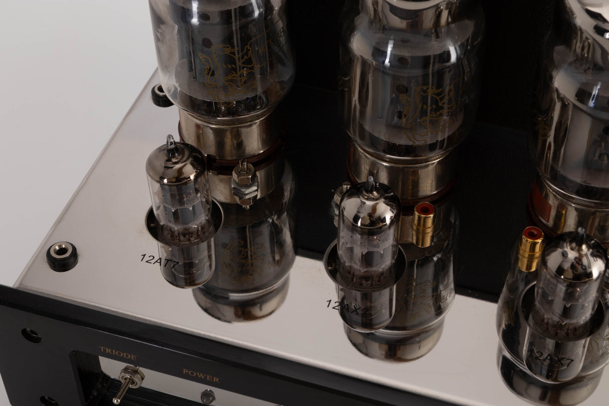 Close up view of a used Icon Audio Stereo 40i Integrated Valve Amplifier