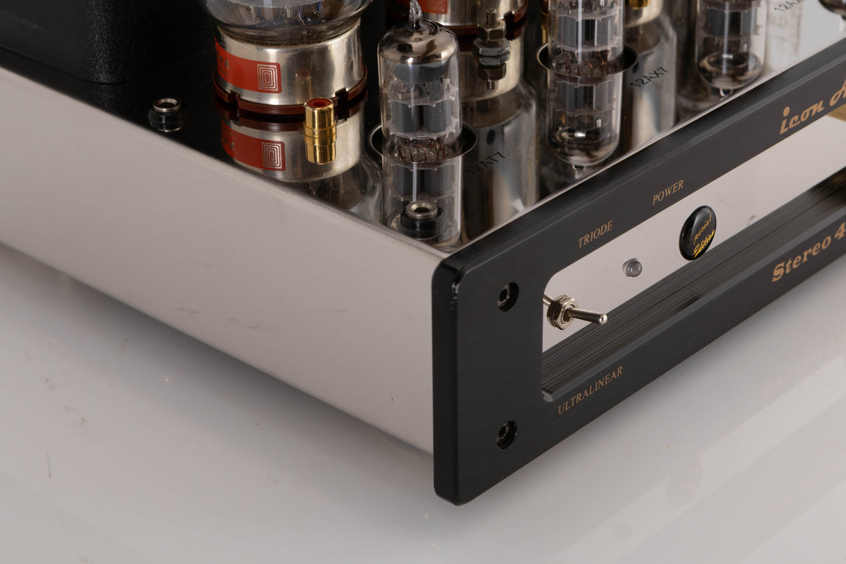 Front left corner view of a used Icon Audio Stereo 40i Integrated Valve Amplifier