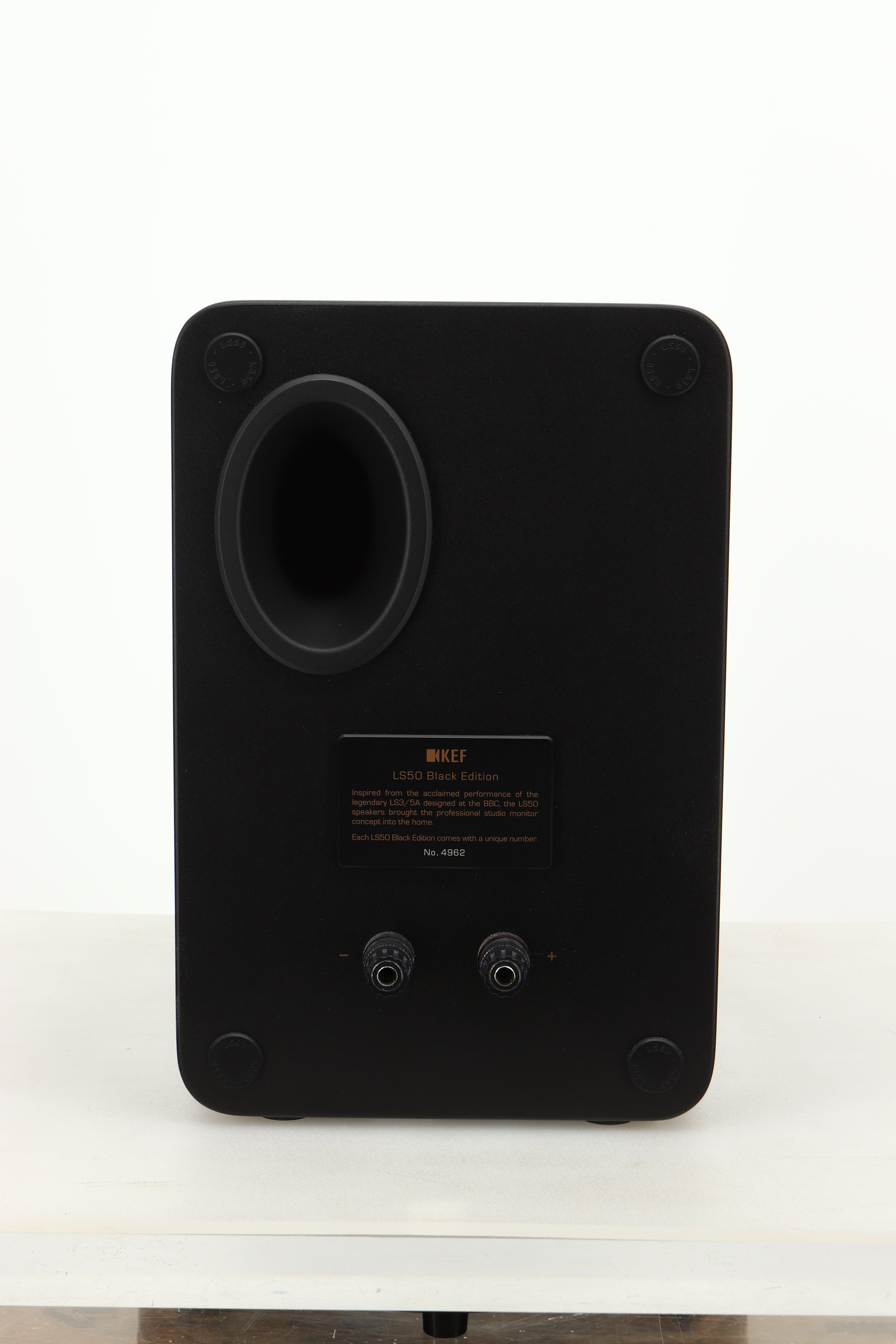 KEF LS50  ブラック KEF LS50 Black Edition Standmount Speakers – 2ndhandhifi.co.uk