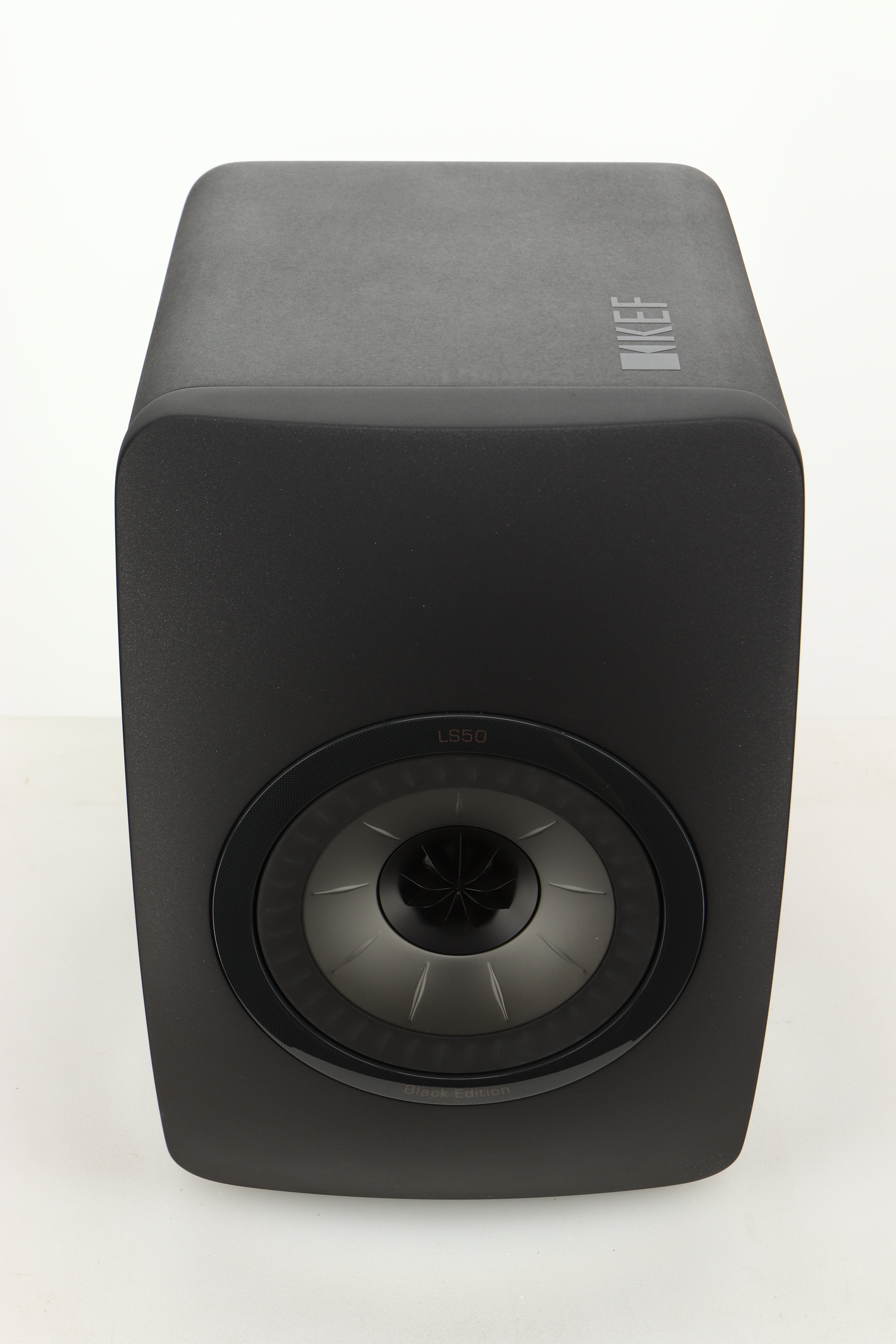 KEF LS50 Black Edition Standmount Speakers – 2ndhandhifi.co.uk