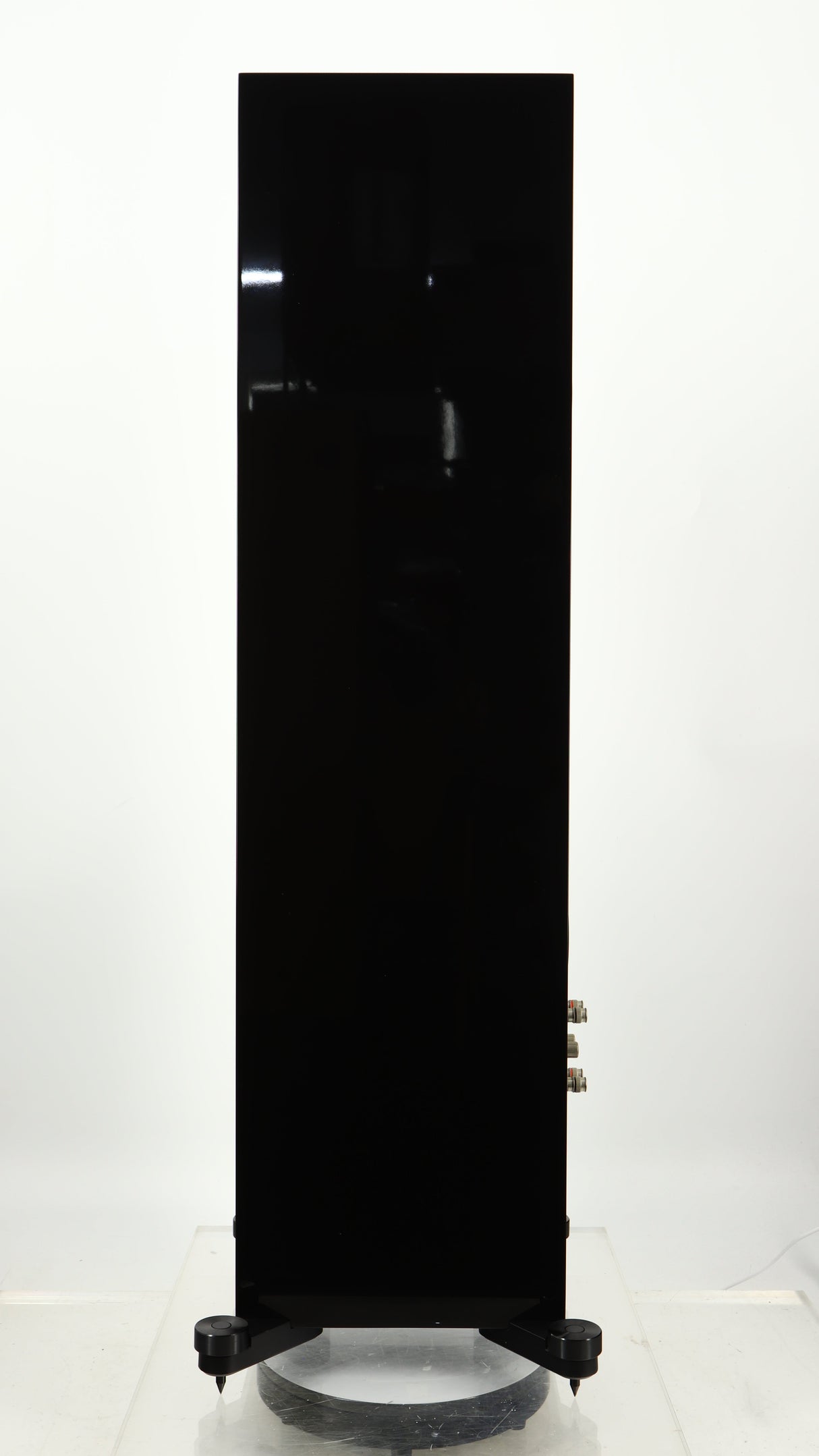 Right side view of a used KEF R500 Floorstanding Speaker in a gloss black finish