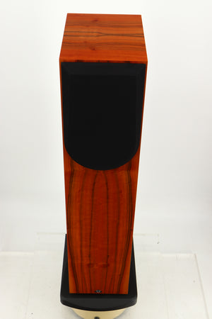 Top view of a used Kudos Super 20A Floorstanding Speaker in Tineo finish