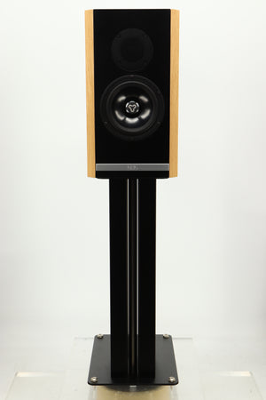 Front view of a used Kudos Titan 505 Standmount Speaker in Oak finish