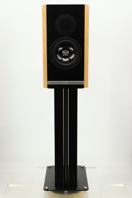 Front view of a used Kudos Titan 505 Standmount Speaker in Oak finish
