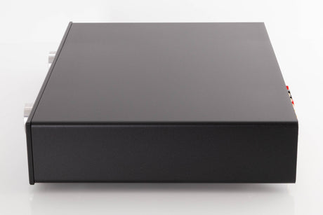 Right side view of a used Lavardin ISX Integrated Amplifier W/ Remote in a Black finish