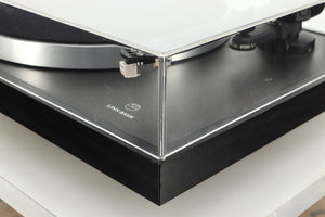 Front right corner of a used Linn Basik Turntable / Akito Tonearm in a black finish