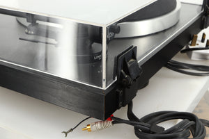 Rear right corner of a used Linn Basik Turntable / Akito Tonearm in a black finish