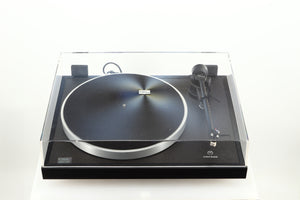 Top of a used Linn Basik Turntable / Akito Tonearm in a black finish