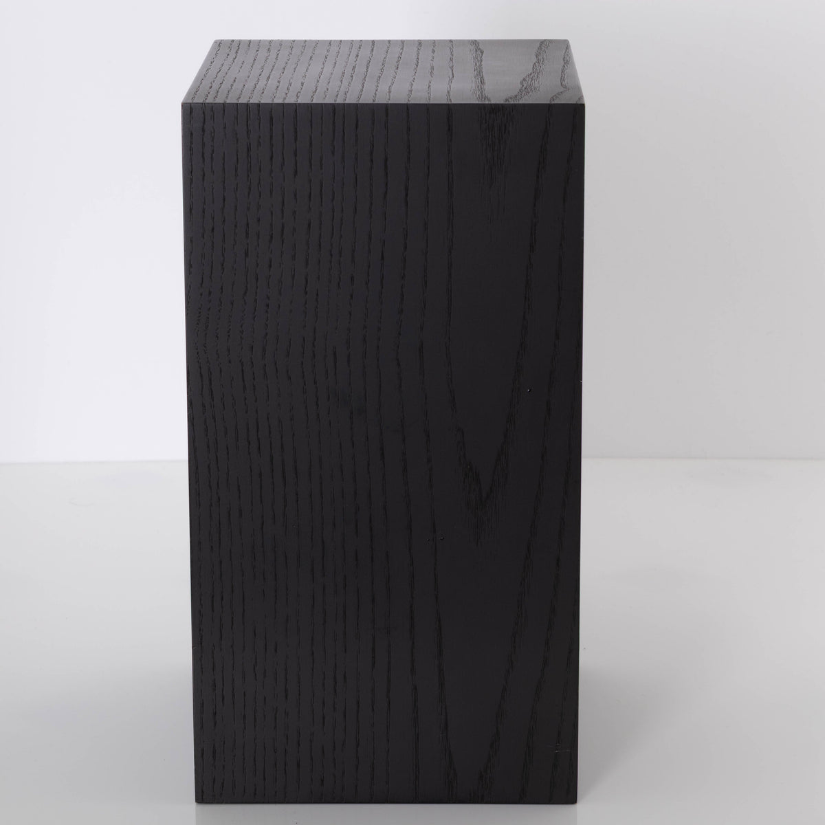 Linn Kan Standmount Speakers - Black