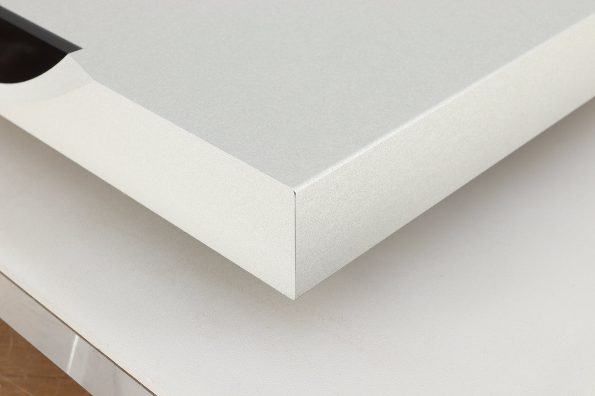 Front right corner view of a used Linn Klimax DS1 Network Player in Silver finish