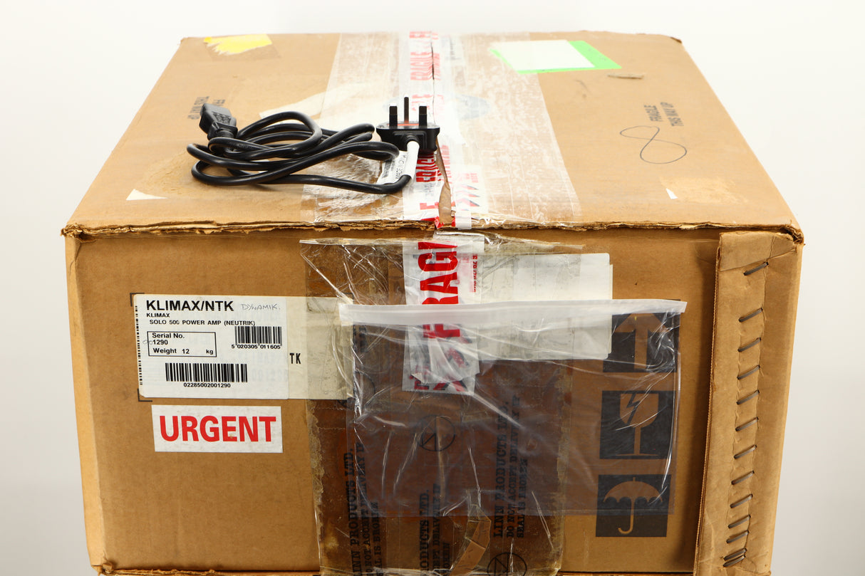 Box of a used Linn Klimax Solo 500 Power Amplifier with Dynamik Power Supply 
