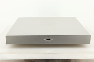 Front view of a used Linn Klimax Solo 500 Power Amplifier with Dynamik Power Supply