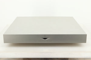 Front view of a used Linn Klimax Solo 500 Power Amplifier with Dynamik Power Supply