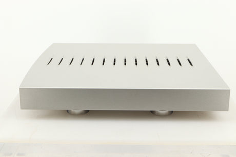 Side view of a used Linn Klimax Solo 500 Power Amplifier with Dynamik Power Supply