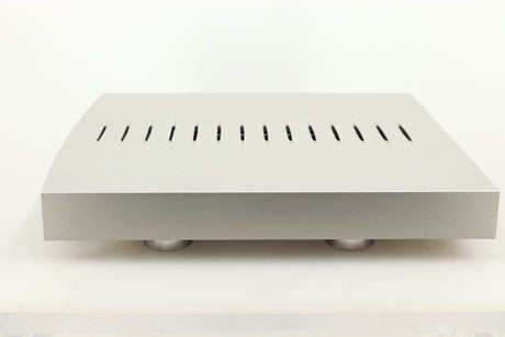 Side view of a used Linn Klimax Solo 500 Power Amplifier with Dynamik Power Supply