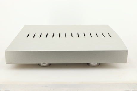 Side view of a used Linn Klimax Solo 500 Power Amplifier with Dynamik Power Supply