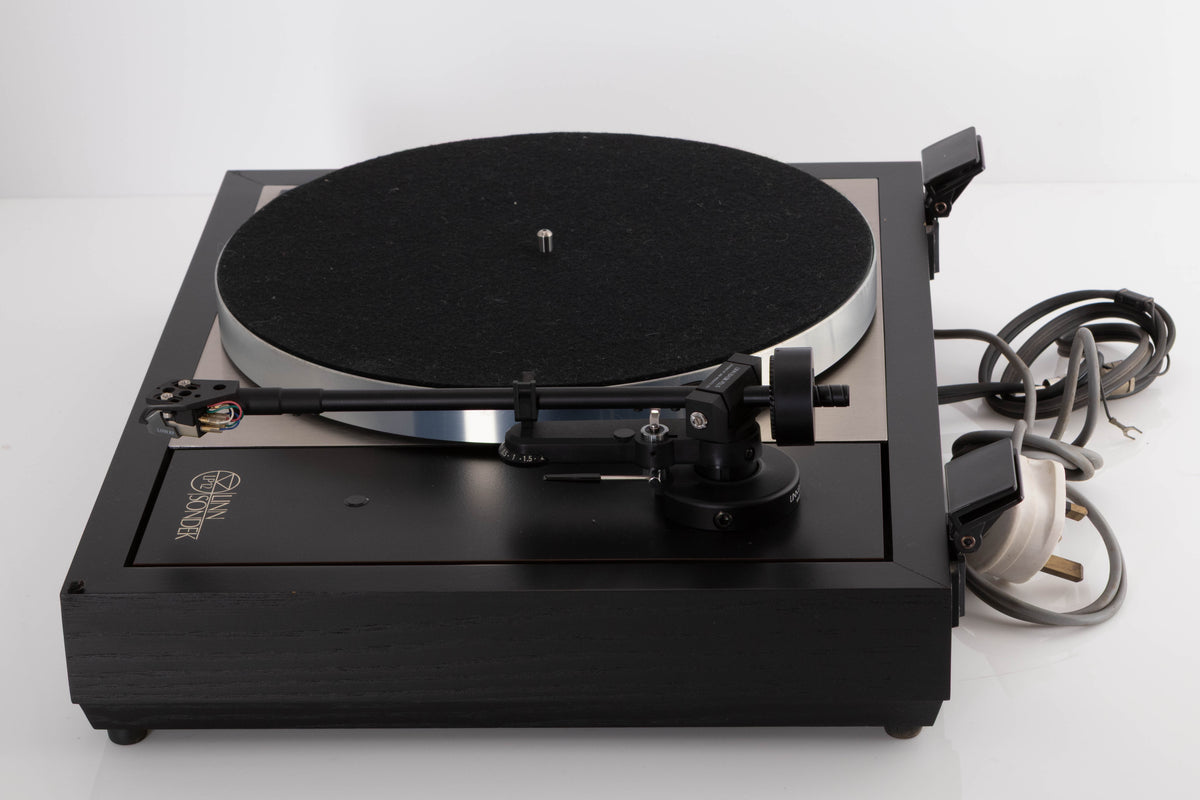 Rigth side view of a used Linn LP12 Turntable / Basik Plus Tonearm / K-9 Cartridge in a Black Ash finish