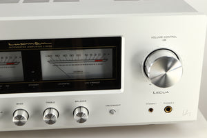 Close up view of a used Luxman 505z Integrated Amplifier
