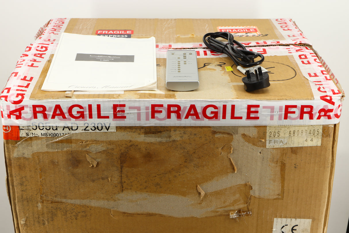 Box of a used Luxman L-505u Integrated Amplifier