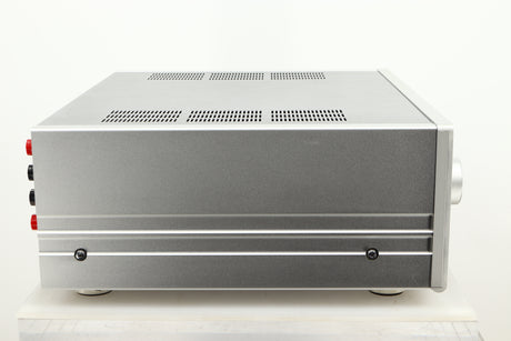 Side view of a used Luxman L-505u Integrated Amplifier