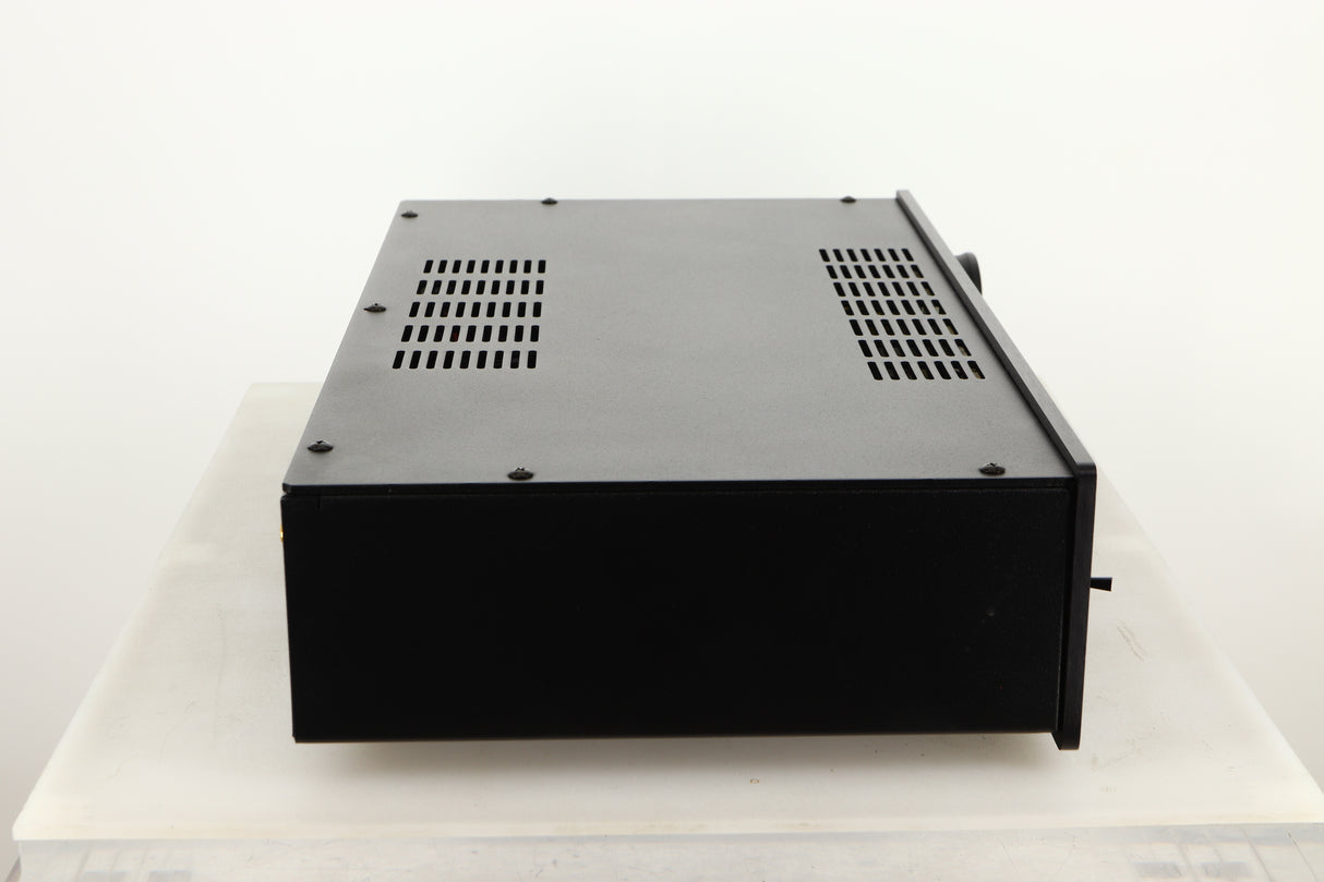 Side view of a used Magnum Dynalab MD90T SE Tuner