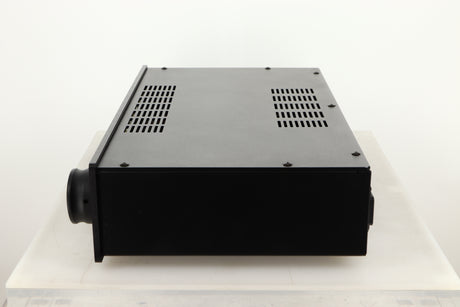 Side view of a used Magnum Dynalab MD90T SE Tuner