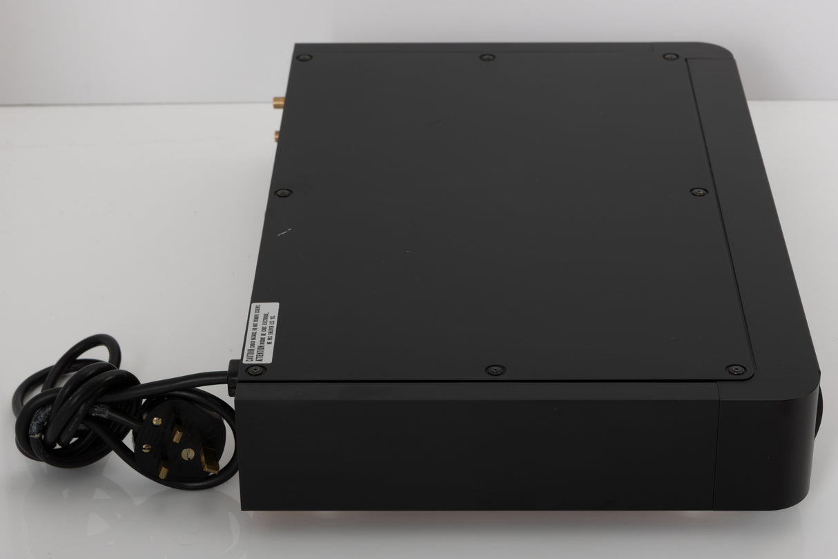 Left side view of a used Marantz CD-17 CD Player in a black finish