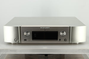 Front view of a used Marantz NA6005 Network Player in silver finish 