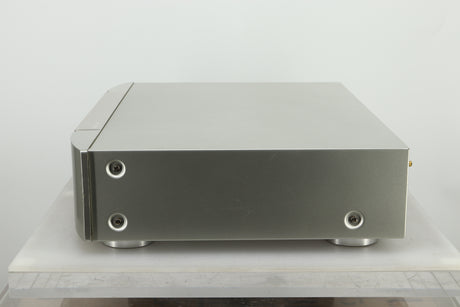 Side view of a used Marantz NA6005 Network Player in silver finish 