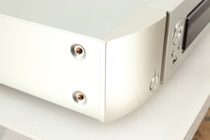 Front left corner of a used Marantz NA6006 Network Player in a silver finish