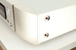 Front right corner of a used Marantz NA6006 Network Player in a silver finish