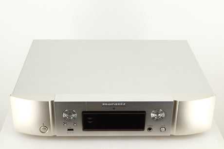 Top of a used Marantz NA6006 Network Player in a silver finish
